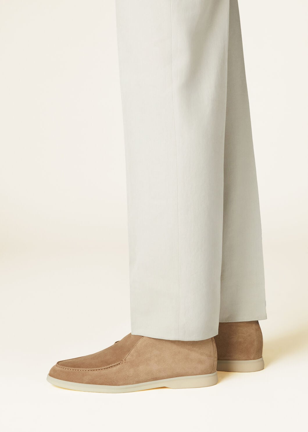 Open Walk Boots in Beige Suede