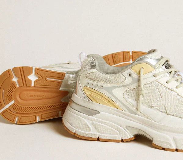 Lightstar Women in white leather and mesh with a lived-in white star