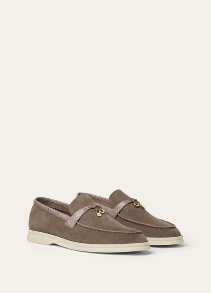 Summer Charms Walk in Grey Sued for Women