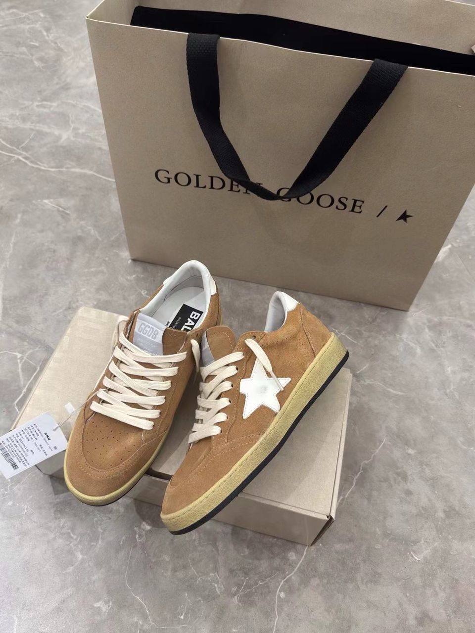 Ball Star in suede