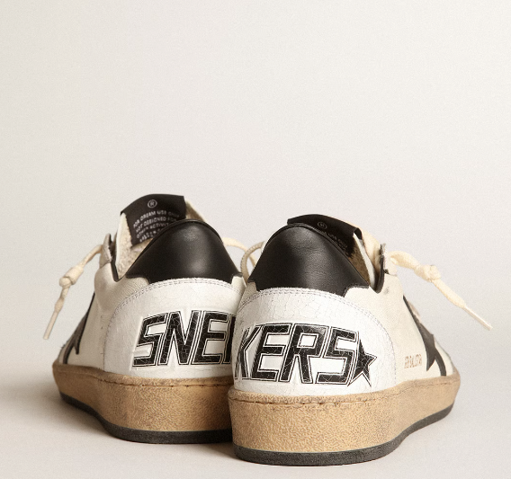 Ball Star in white nappa leather with a black star